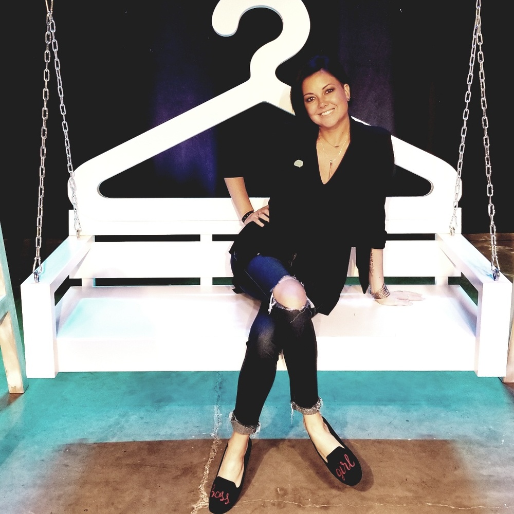 ʍɛɛt ʏօʊʀ քօsɦɛʀ, Alicia